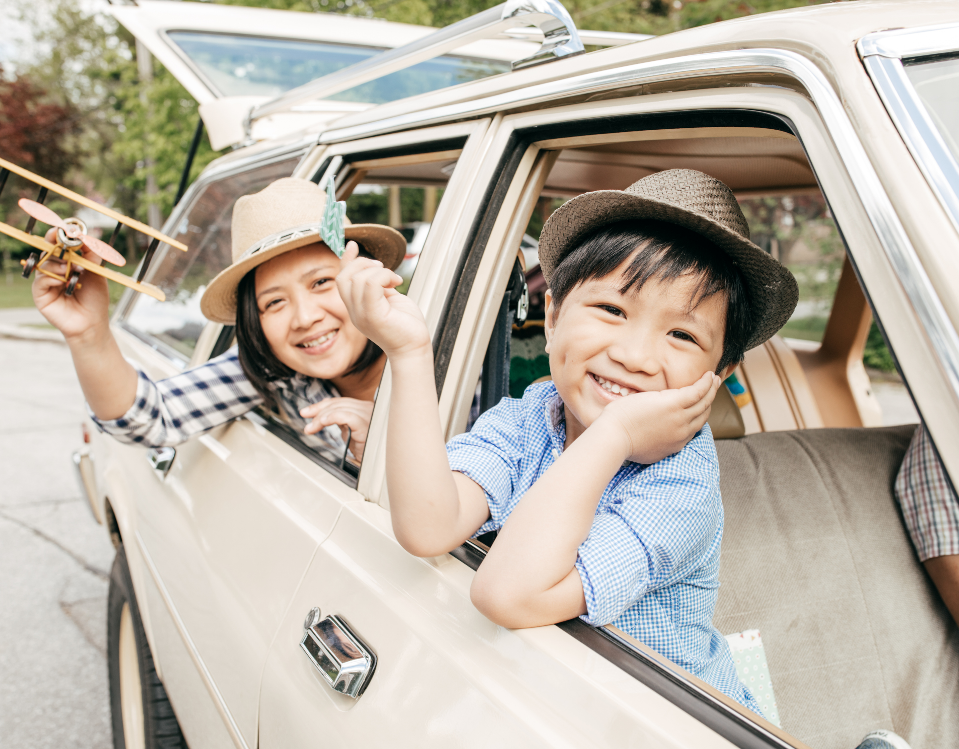 10 Easy Tips For Traveling With Children