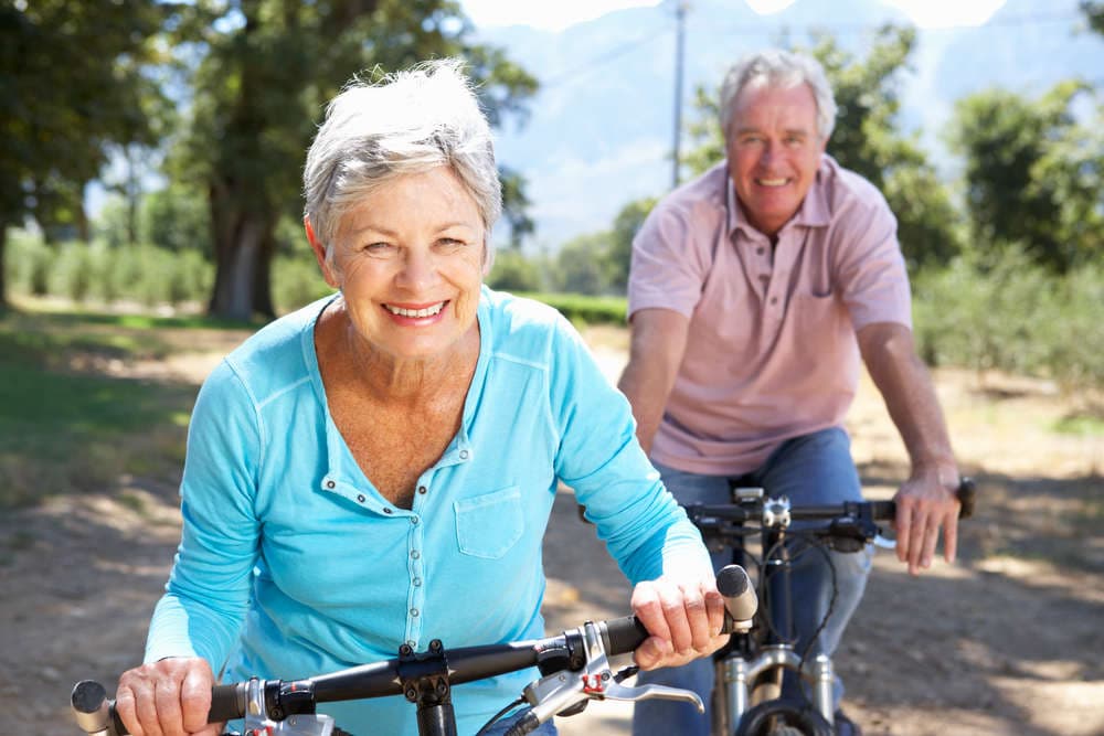 5 Intriguing Senior Online Dating Tips for Interesting Adults