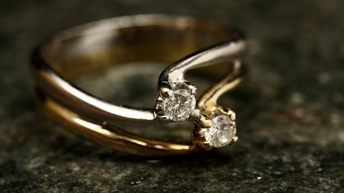 When to Buy an Engagement Setting Only: Your Definitive Guide