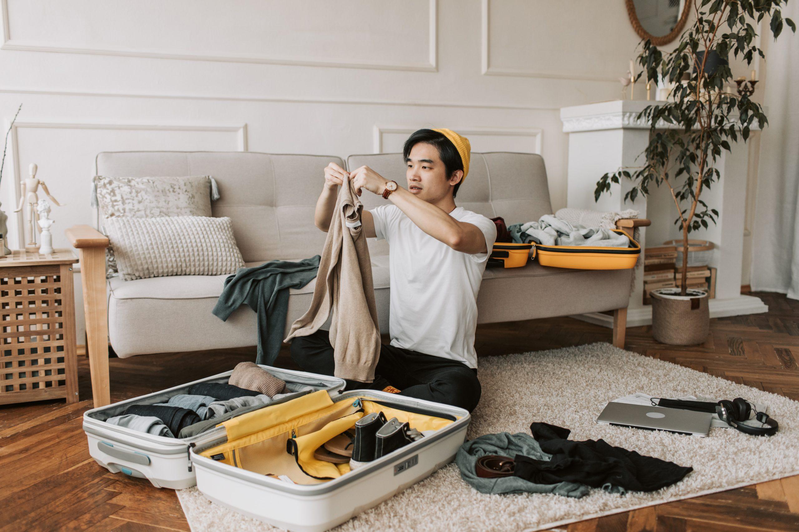 Where to Find Things to Take Traveling: Helpful Guide