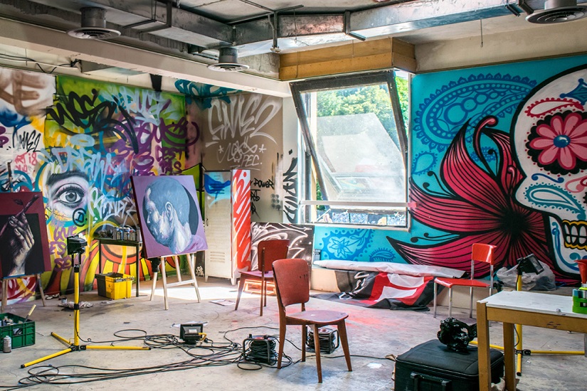 Dick Bilck- Inspiring Art Studio
