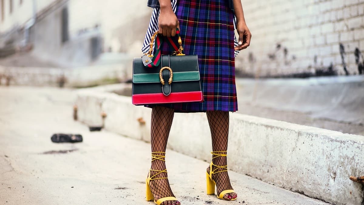 How to Choose a Handbag You'll Actually Carry: A 2026 Style Guide